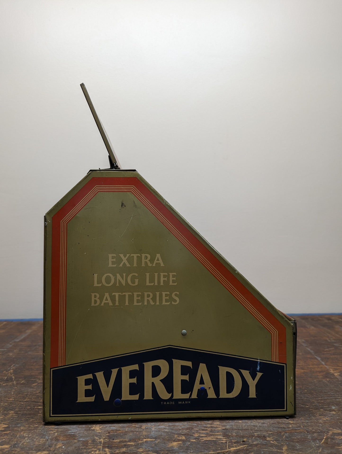 Eveready Flashlight Batteries Countertop Display